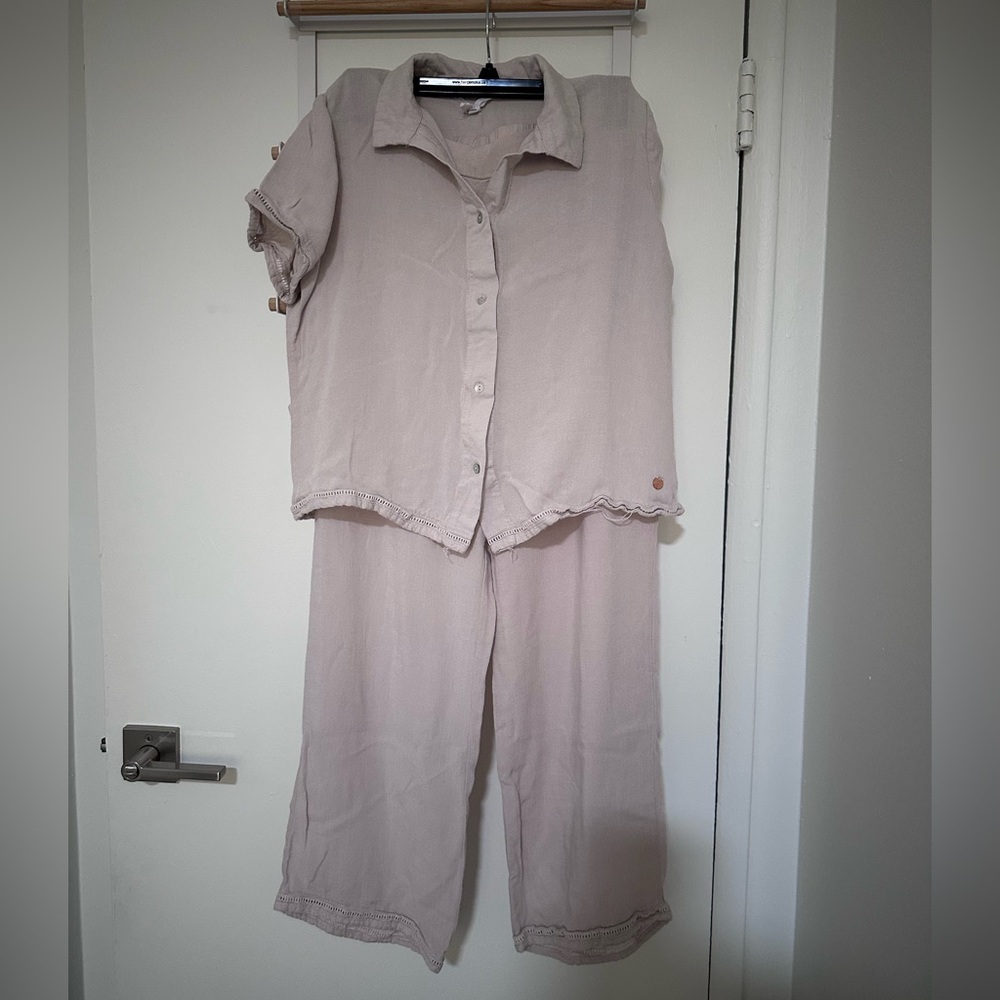 DanSkin nude Light Pink Button-Up Pajama Set